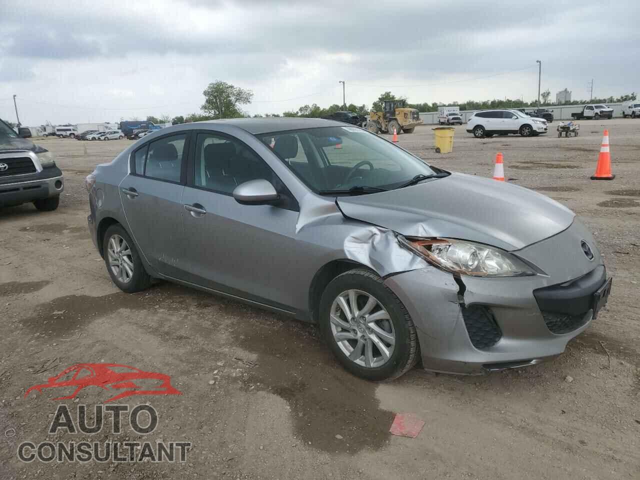 MAZDA 3 2012 - JM1BL1V84C1610681