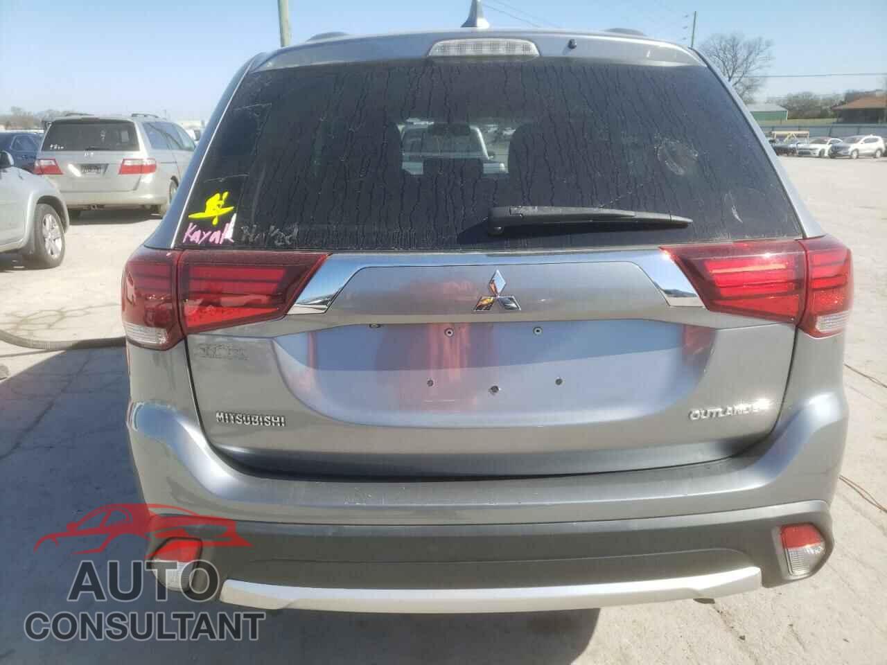 MITSUBISHI OUTLANDER 2017 - JA4AD2A32HZ017395