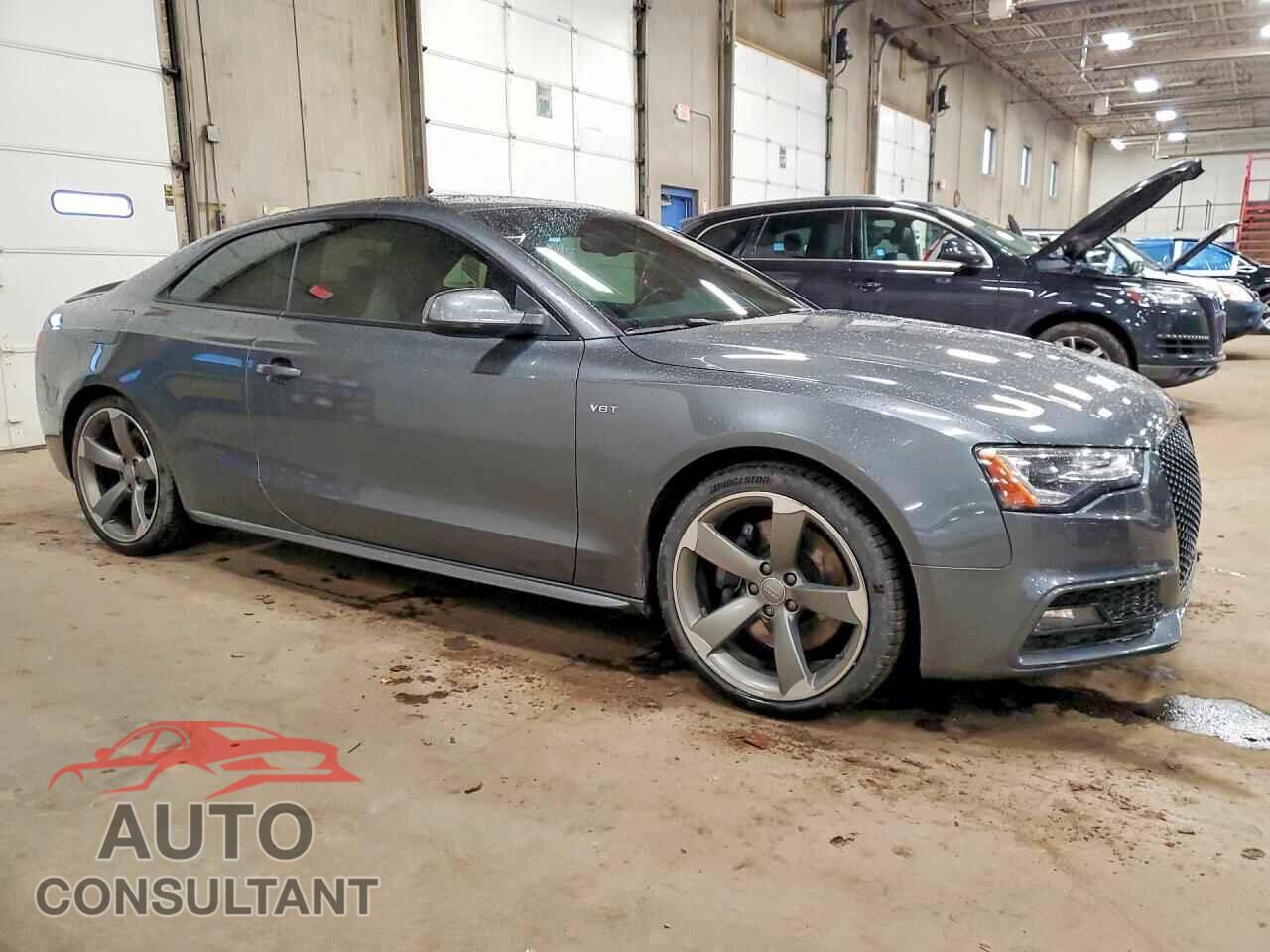AUDI S5/RS5 2015 - WAUCGAFR2FA046045