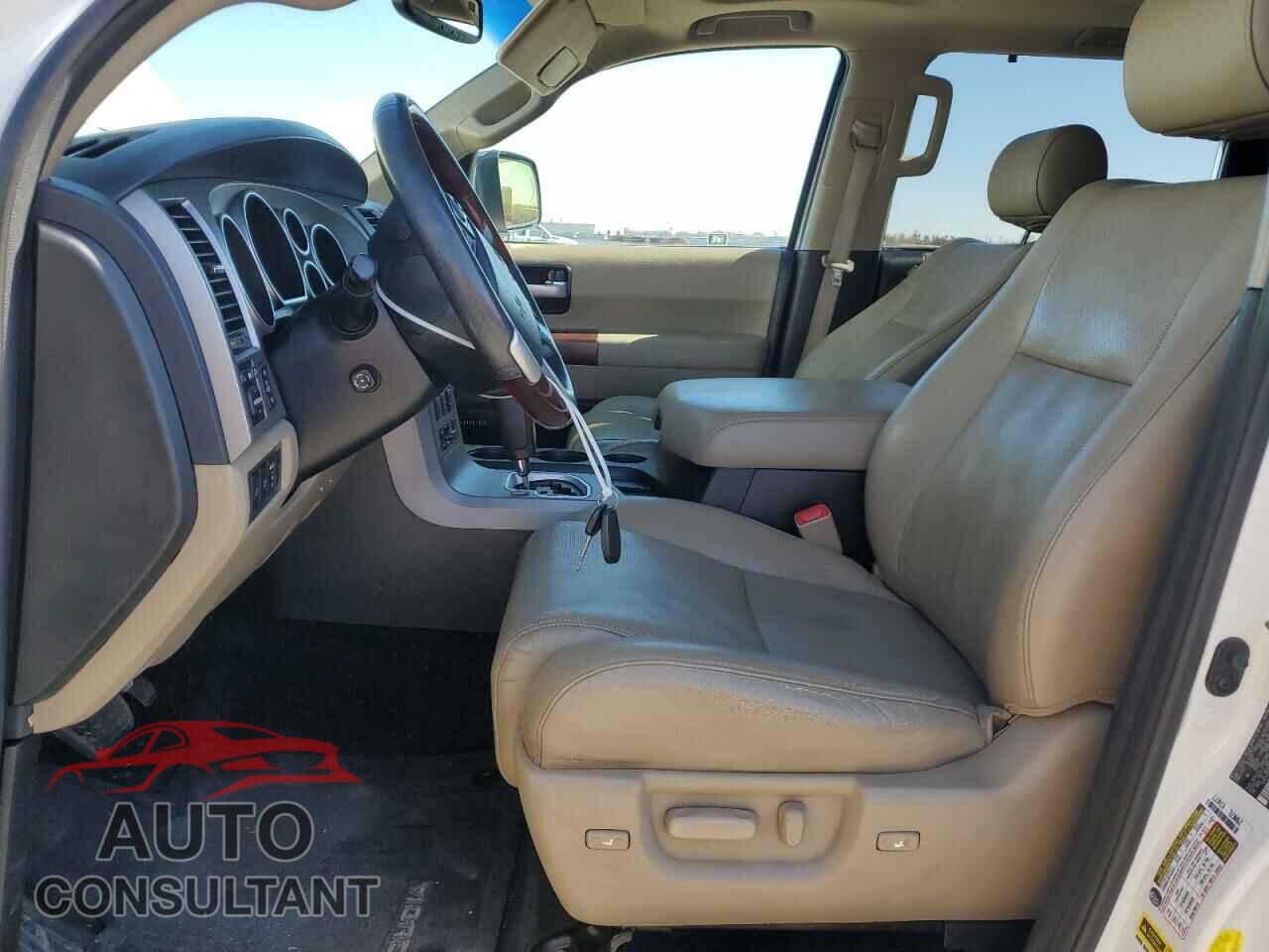 TOYOTA SEQUOIA 2014 - 5TDDY5G1XES097637