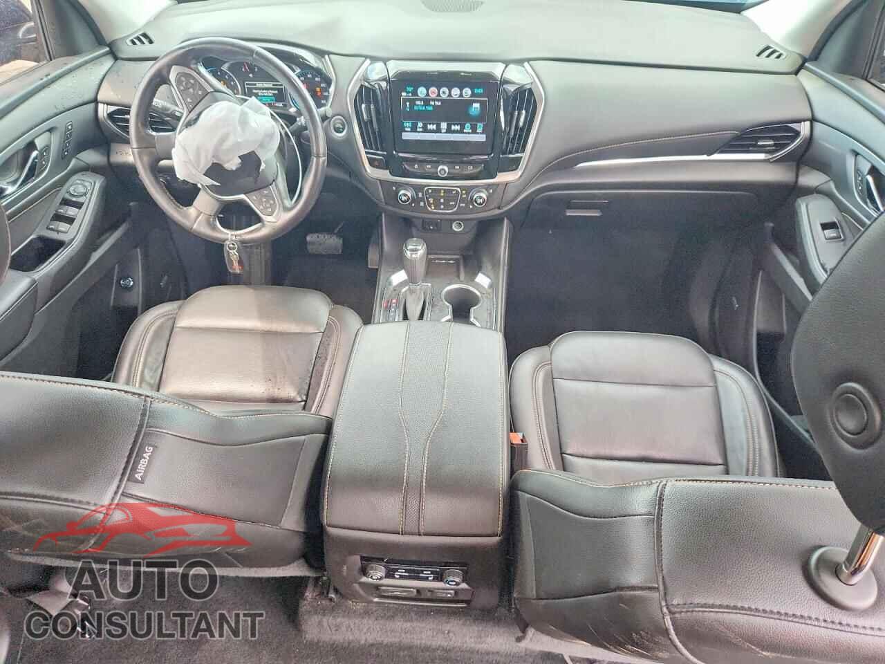 CHEVROLET TRAVERSE 2018 - 1GNERKKW4JJ276015