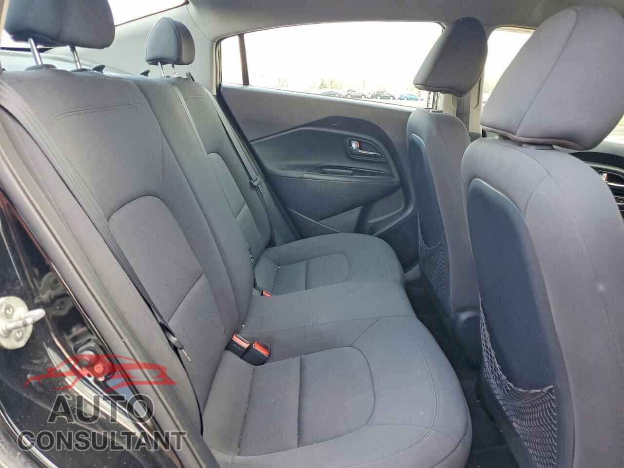 KIA RIO 2013 - KNADN4A32D6104170