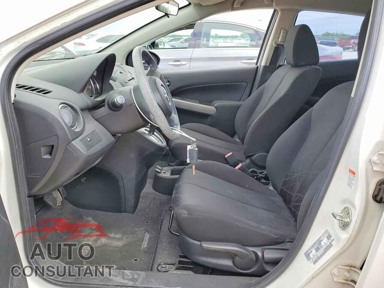 MAZDA 2 2011 - JM1DE1HY5B0126604