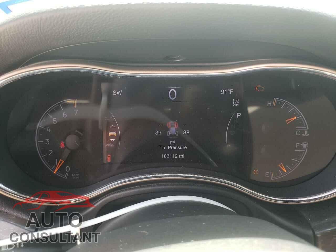 JEEP GRAND CHER 2017 - 1C4RJFBG4HC694140