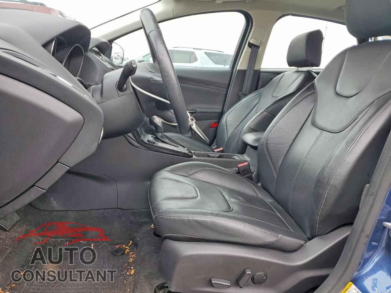 FORD FOCUS 2018 - 1FADP3N26JL277072