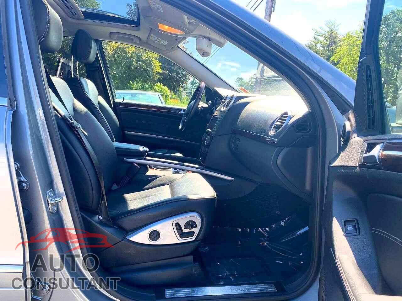 MERCEDES-BENZ GL-CLASS 2011 - 4JGBF7BE6BA688314