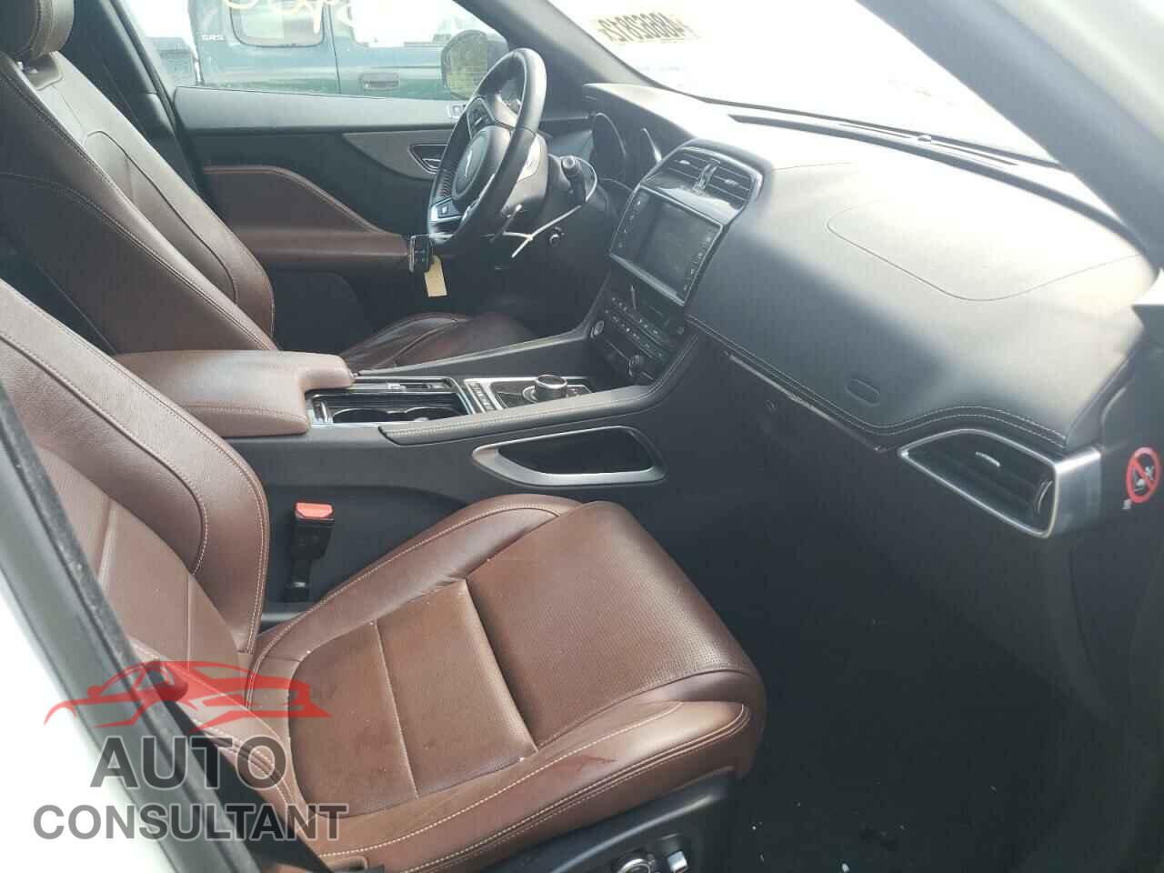 JAGUAR F-PACE 2018 - SADCM2FV3JA244127