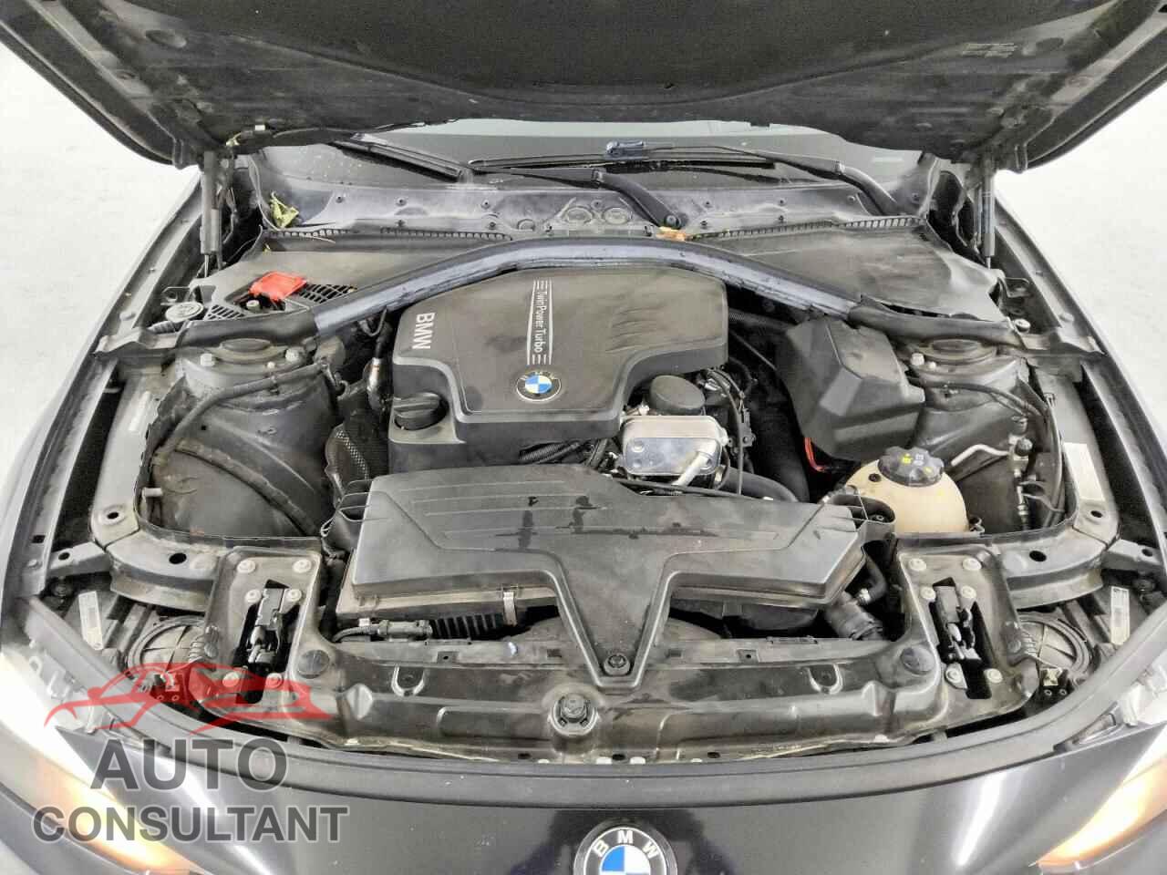 BMW 3 SERIES 2015 - WBA3C1C53FP116842