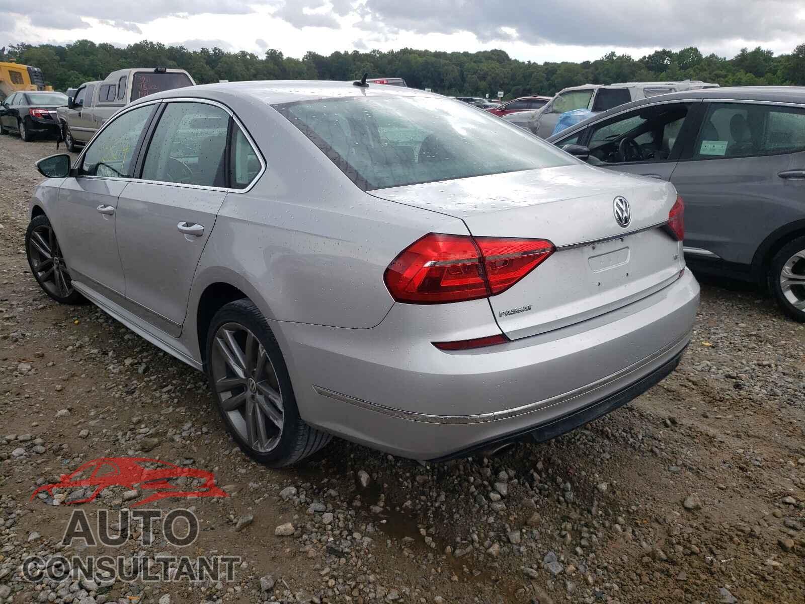 VOLKSWAGEN PASSAT 2016 - 1VWAS7A34GC046601