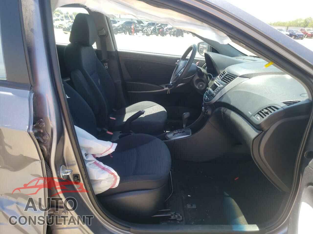 HYUNDAI ACCENT 2016 - KMHCT5AE3GU255252