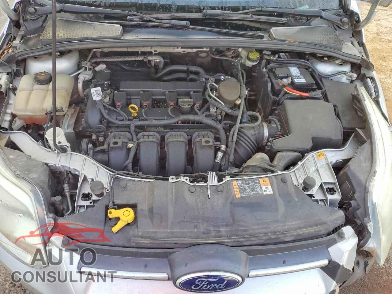 FORD FOCUS 2014 - 1FADP3F26EL345617