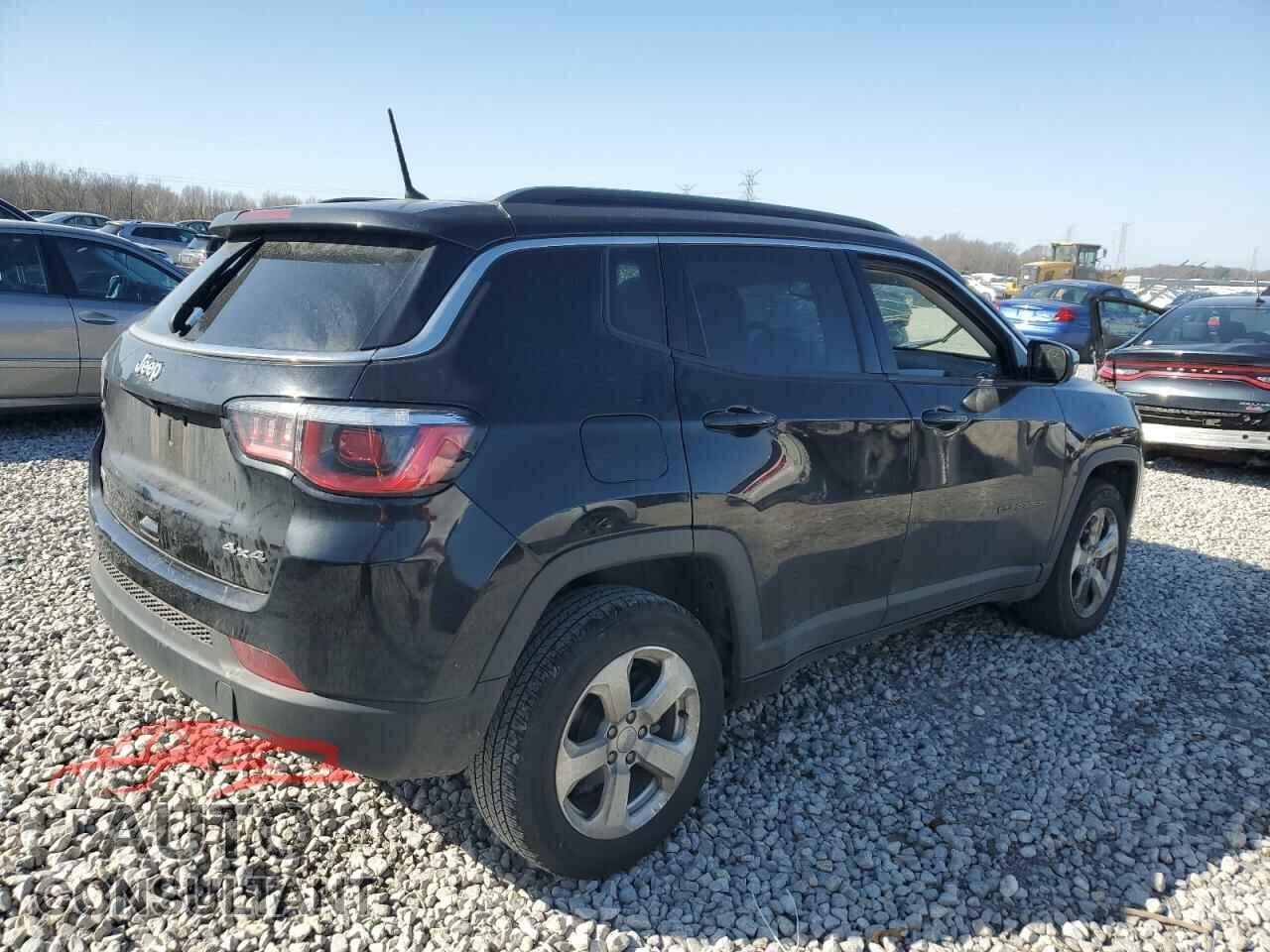 JEEP COMPASS 2018 - 3C4NJDBB2JT467482