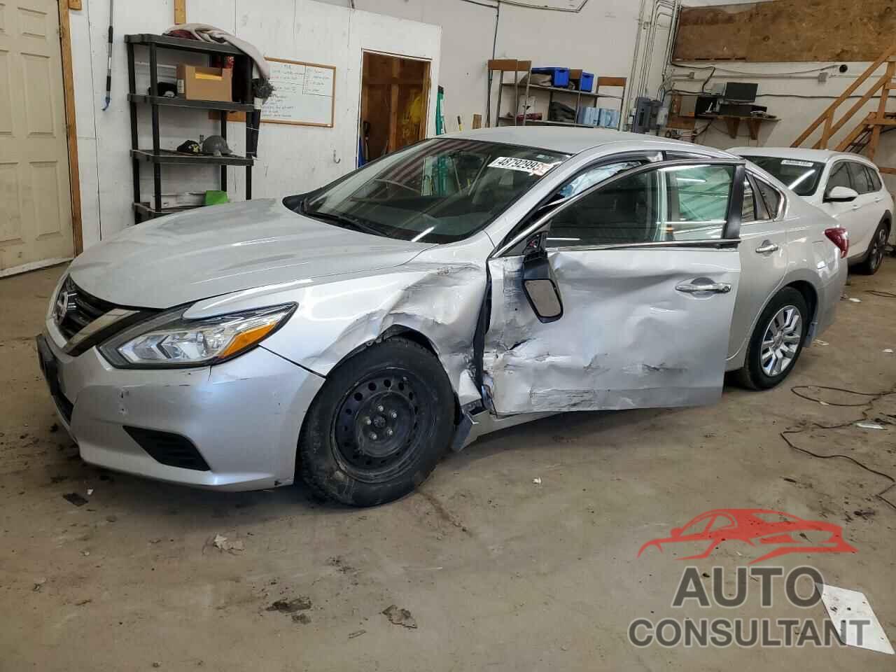 NISSAN ALTIMA 2018 - 1N4AL3AP3JC296422
