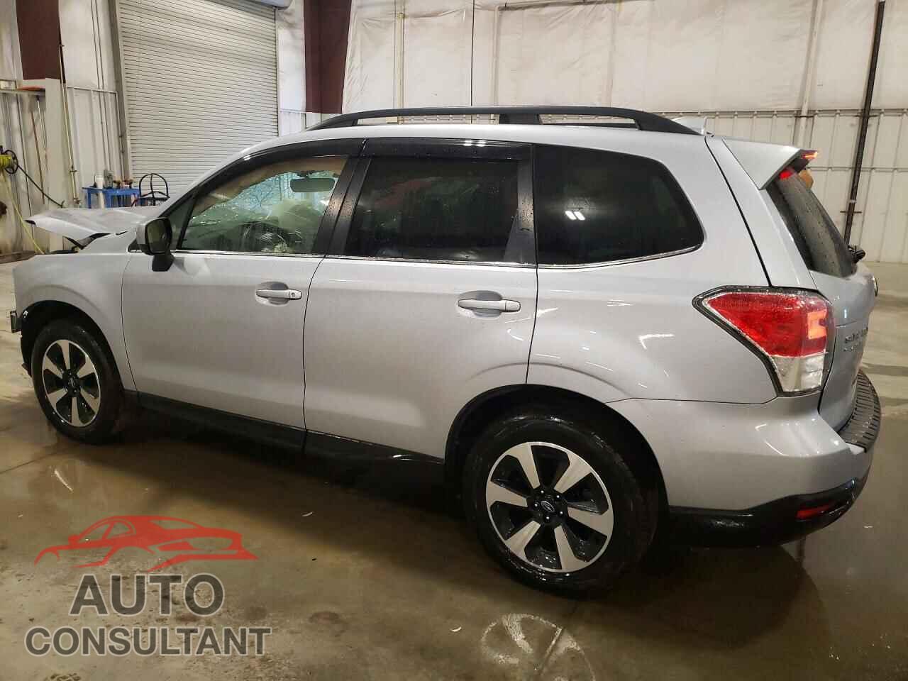 SUBARU FORESTER 2017 - JF2SJAJC7HH571102
