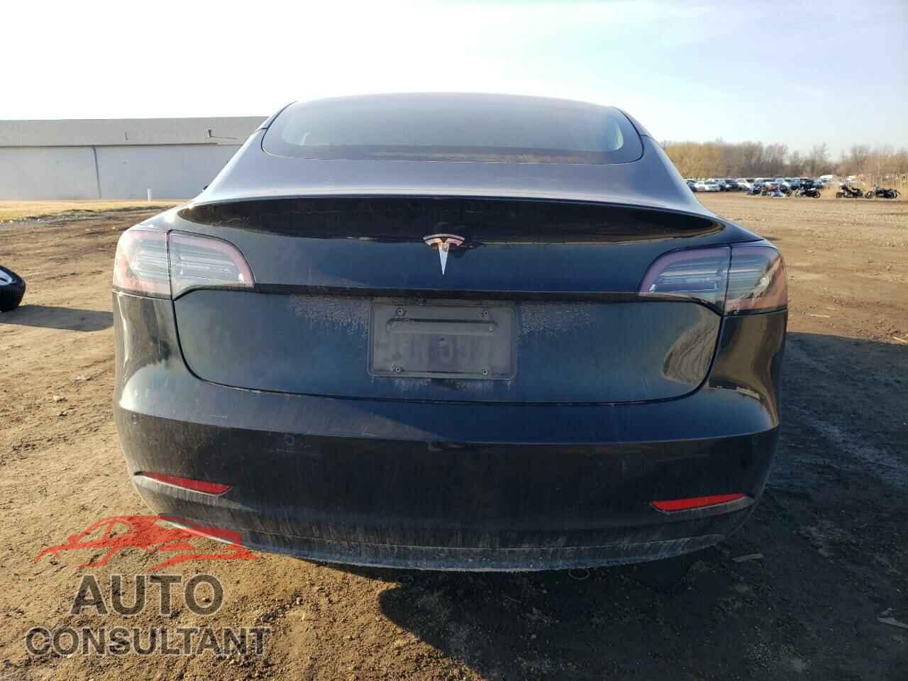 TESLA MODEL 3 2019 - 5YJ3E1EA7KF324623