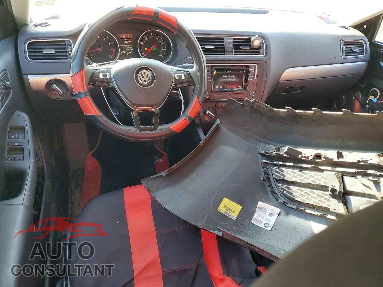 VOLKSWAGEN JETTA 2017 - 3VW2B7AJ6HM355845