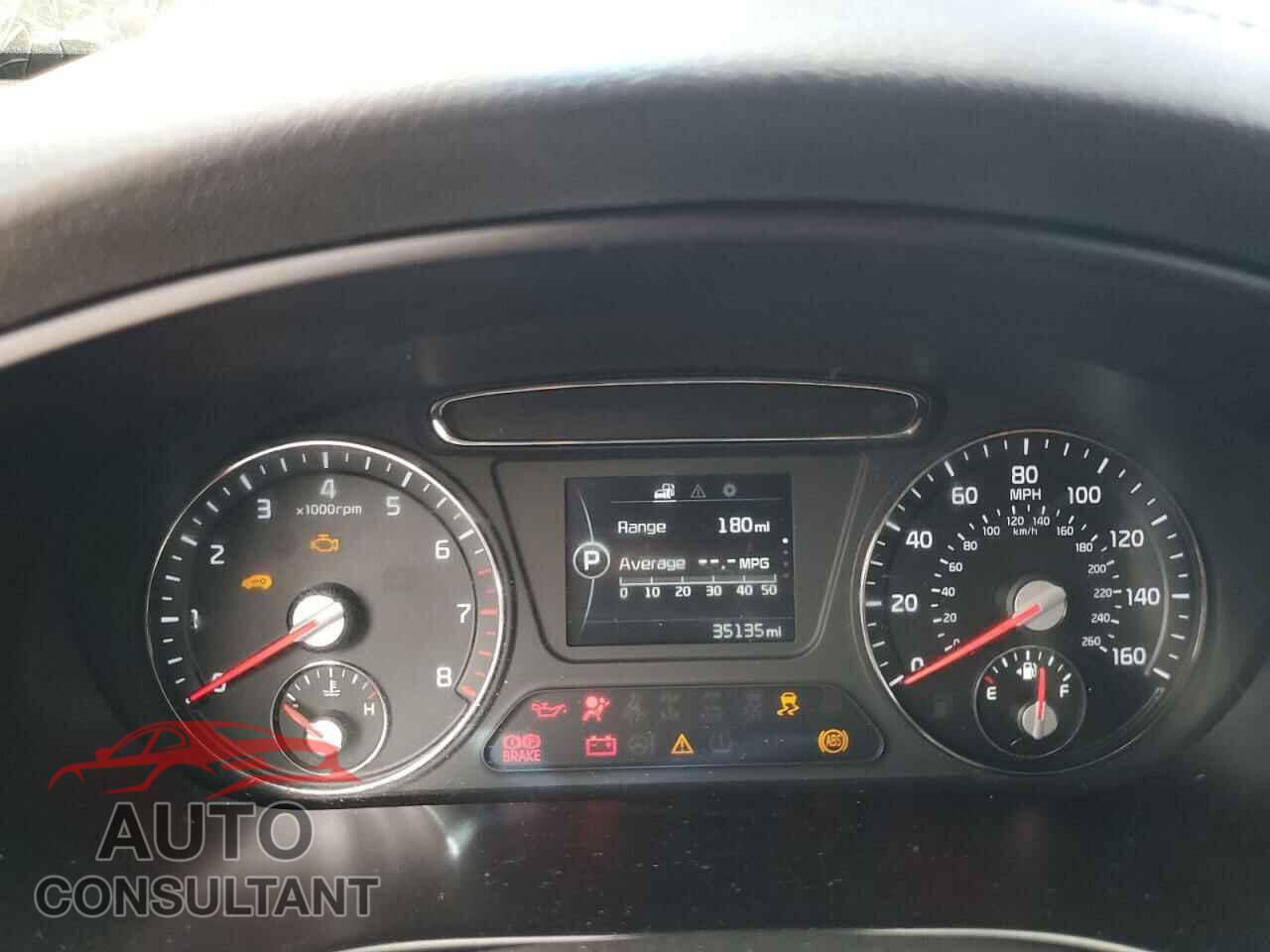 KIA SORENTO 2017 - 5XYPG4A31HG268927