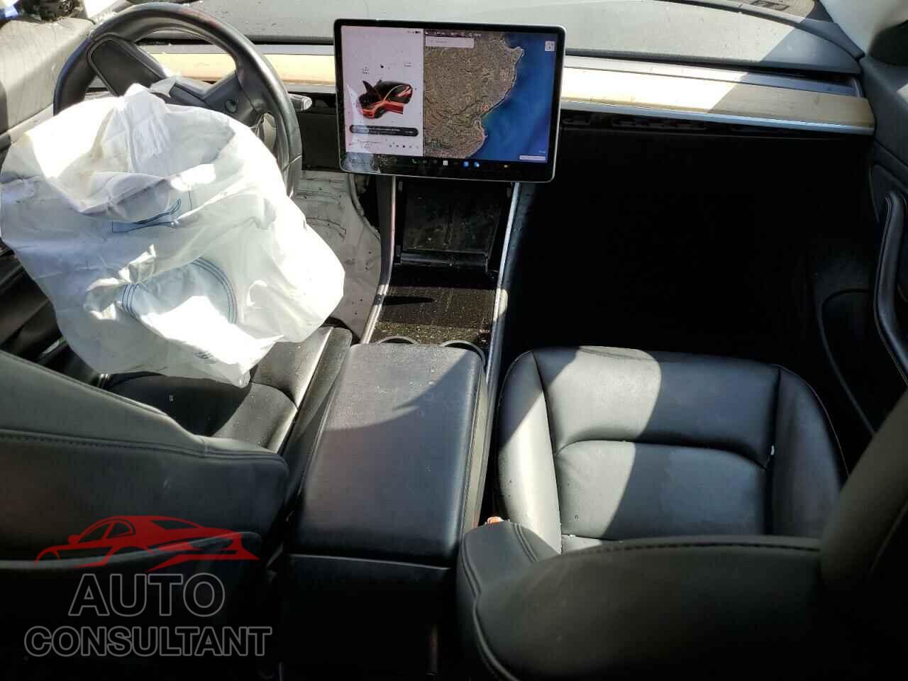 TESLA MODEL 3 2018 - 5YJ3E1EA3JF003841
