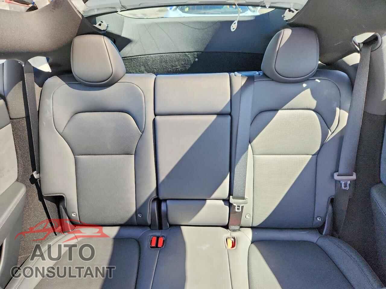 TESLA MODEL Y 2026 - 7SAYGDEE4TF573048