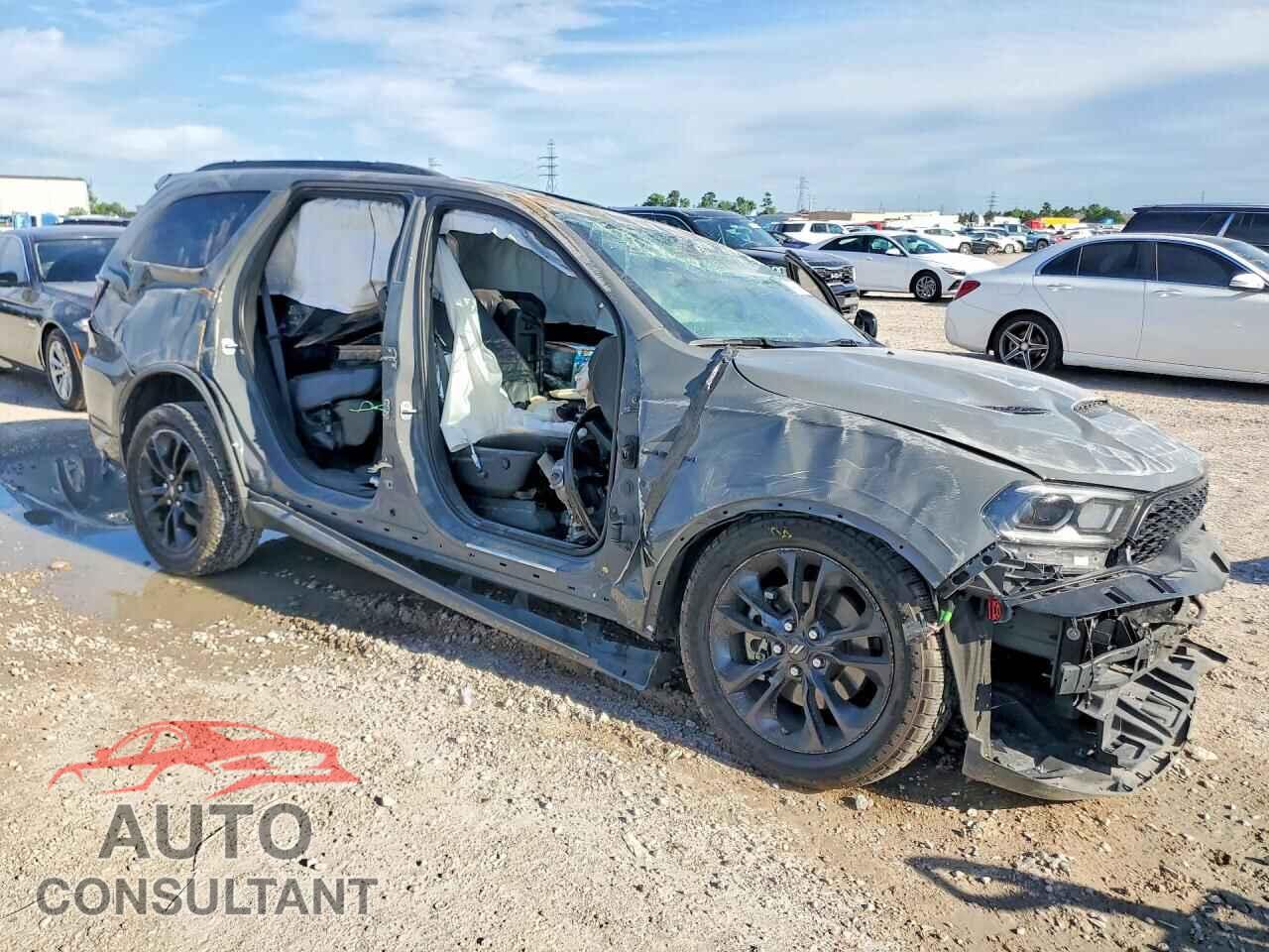 DODGE DURANGO 2023 - 1C4SDHCT0PC589576