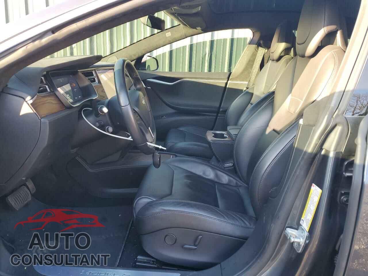 TESLA MODEL S 2017 - 5YJSA1E17HF203056