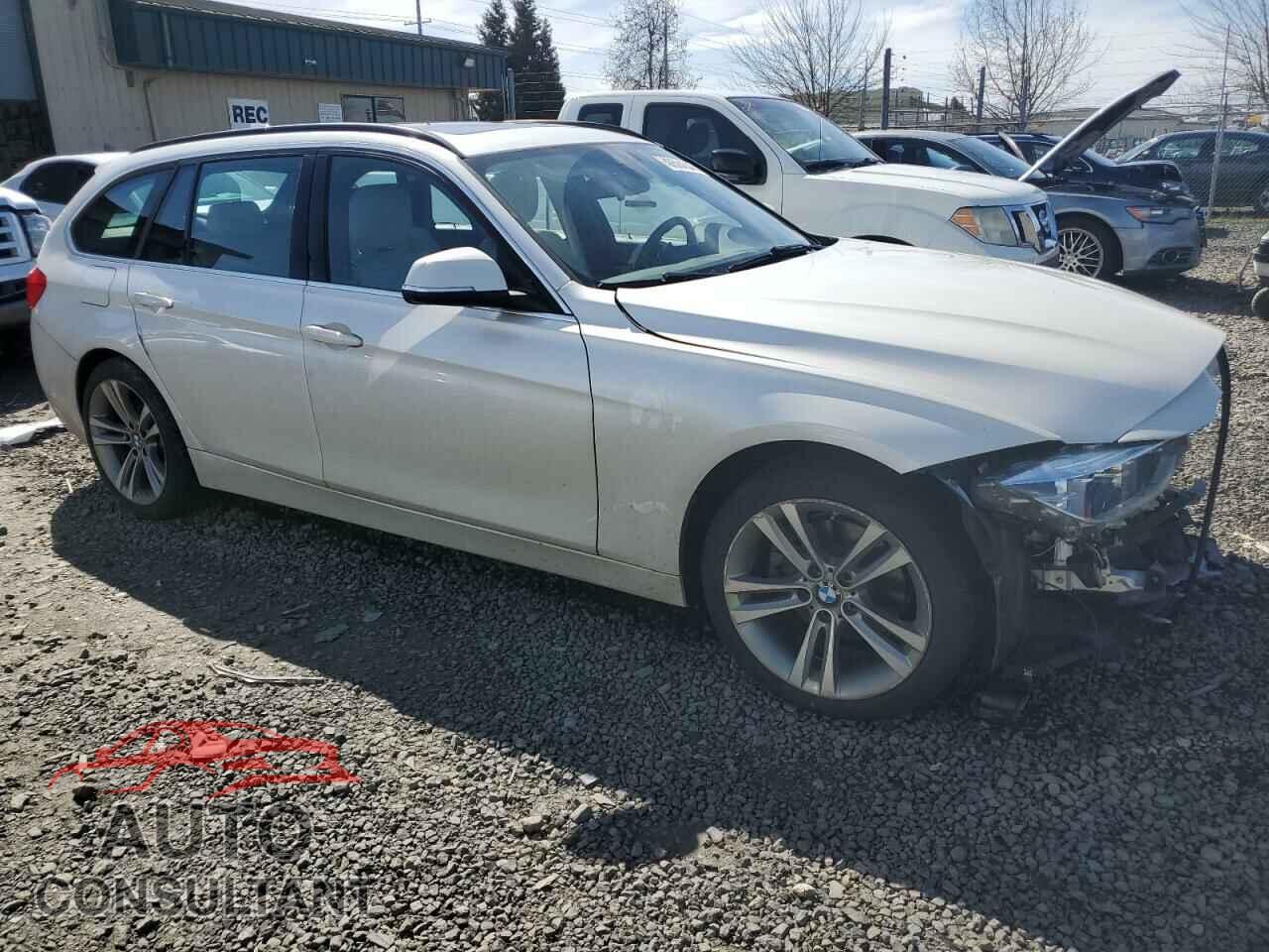 BMW 3 SERIES 2017 - WBA8J1C38HA018261