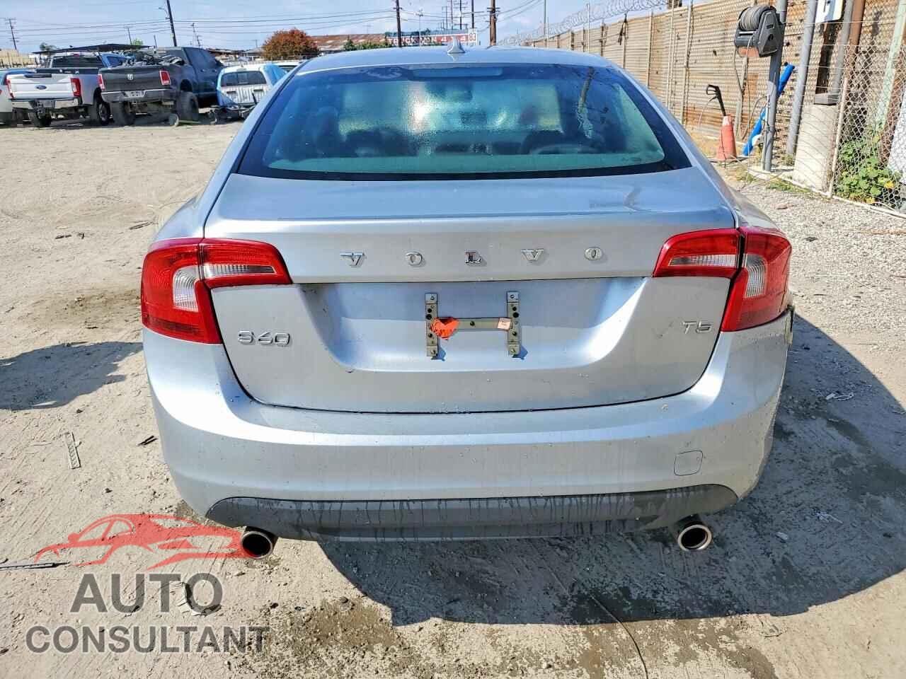 VOLVO S60 2013 - YV1612FS7D2201572
