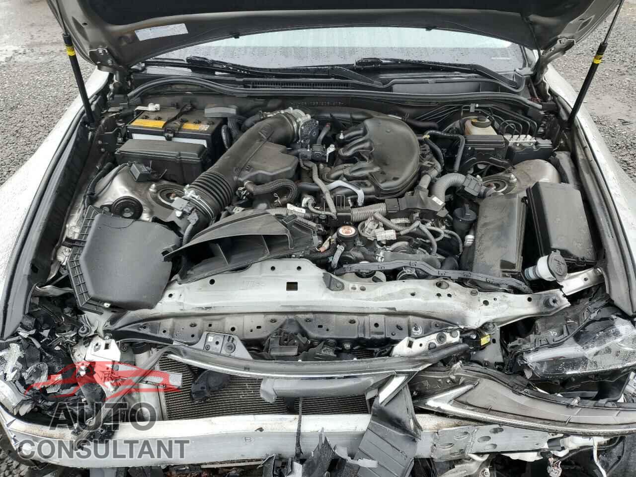 LEXUS IS 2018 - JTHC81D23J5031673