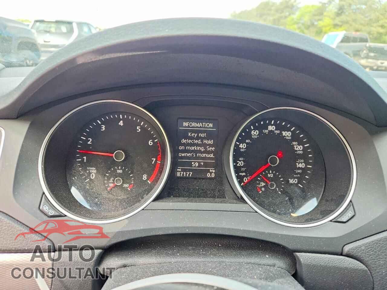 VOLKSWAGEN JETTA 2017 - 3VWDB7AJ9HM404531