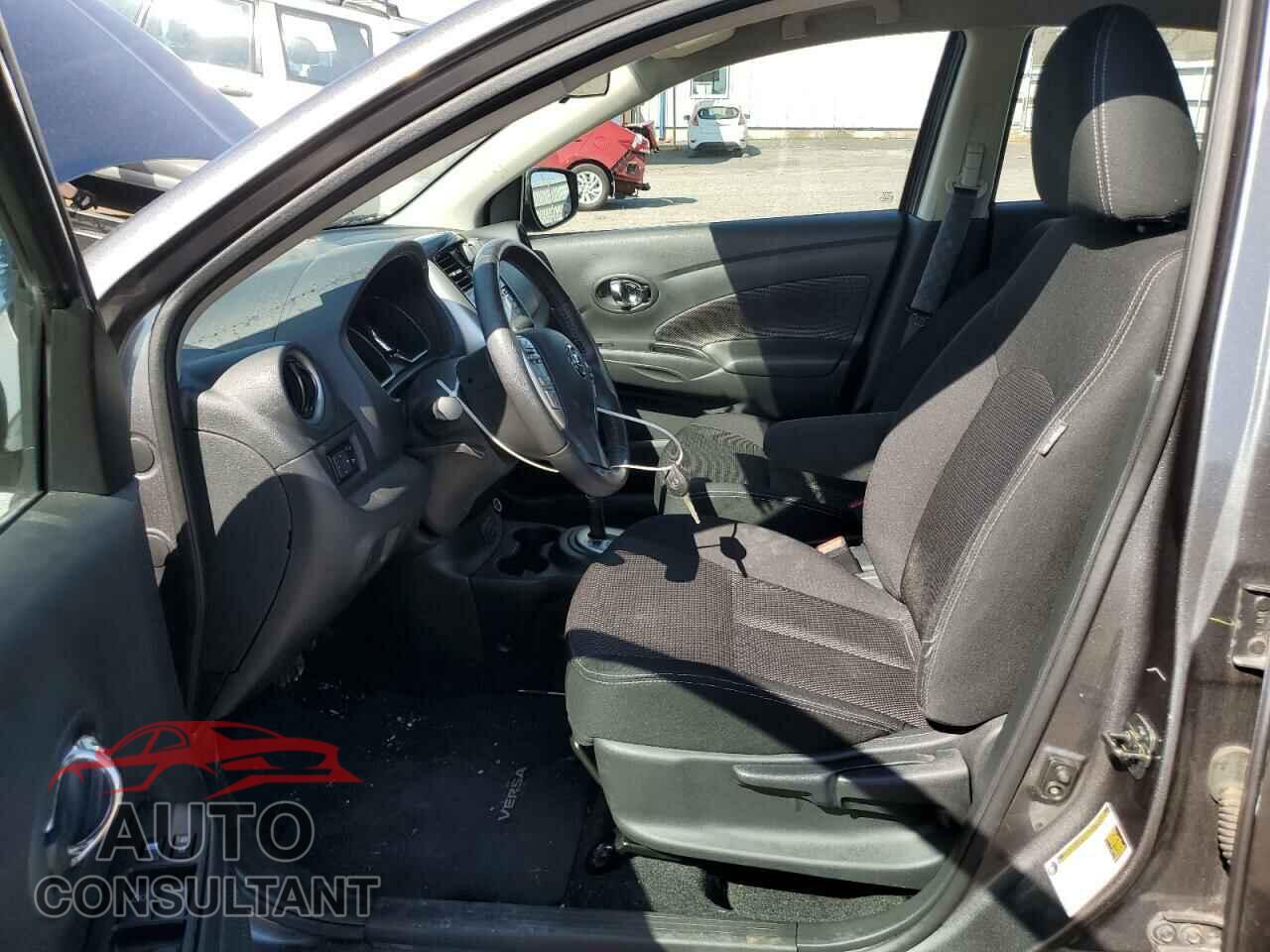 NISSAN VERSA 2017 - 3N1CN7AP0HL818459