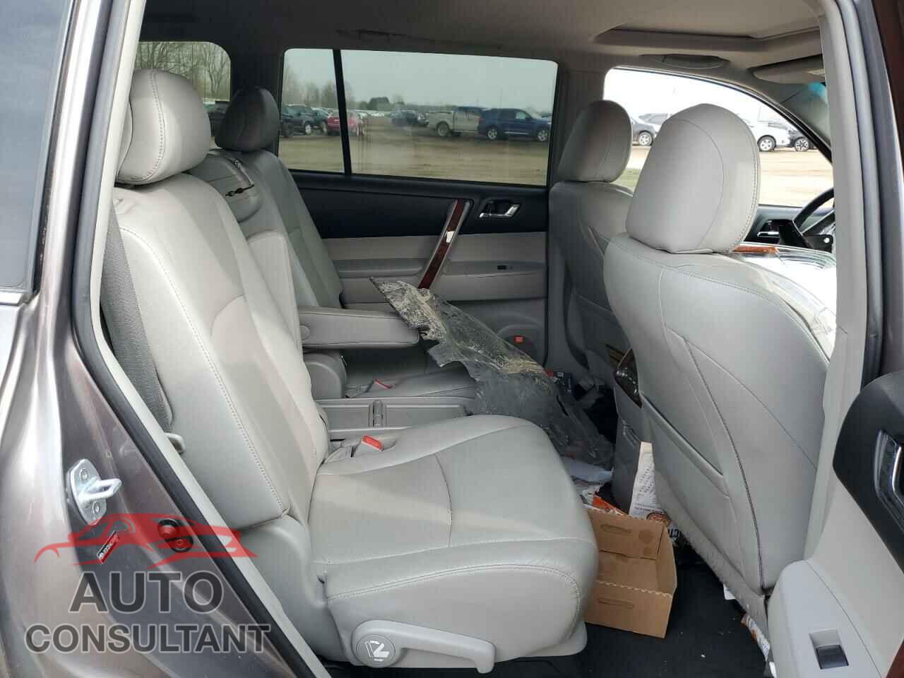 TOYOTA HIGHLANDER 2012 - JTEDC3EH8C2004097