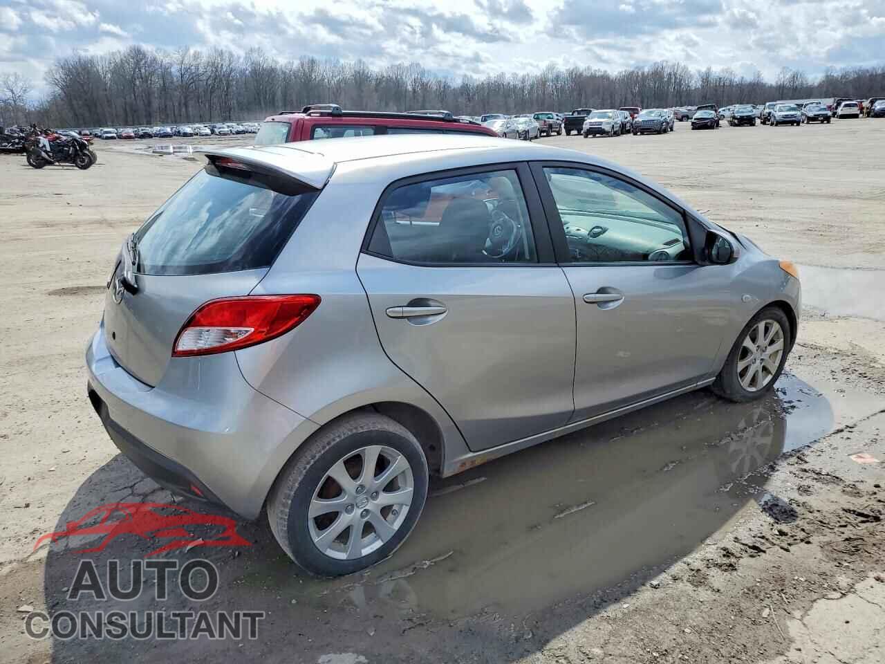 MAZDA 2 2011 - JM1DE1HZ5B0105230