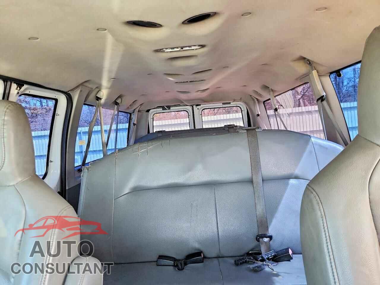 FORD ECONOLINE 2009 - 1FBNE31L19DA73843