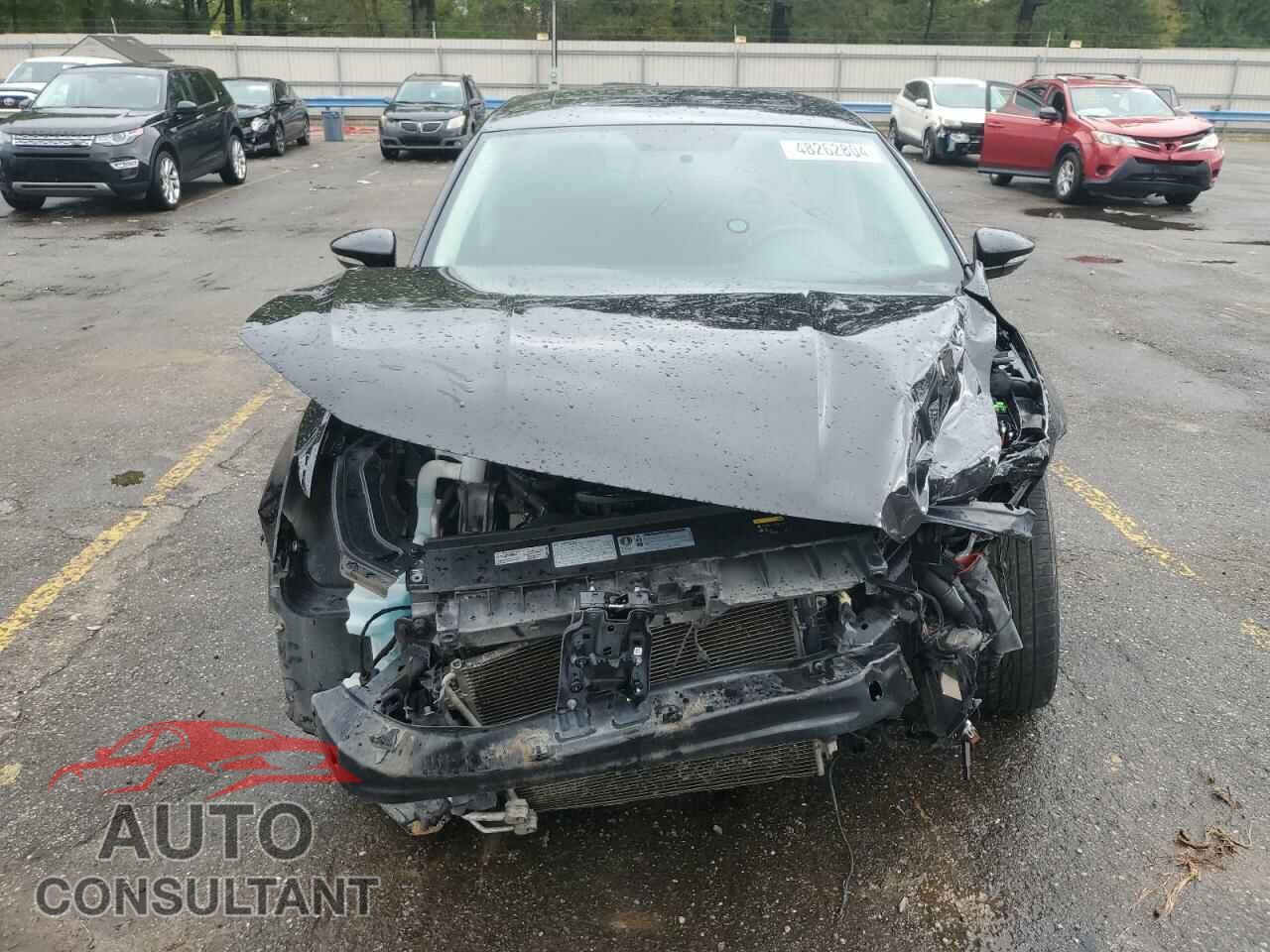 VOLKSWAGEN PASSAT 2017 - 1VWBT7A37HC066456