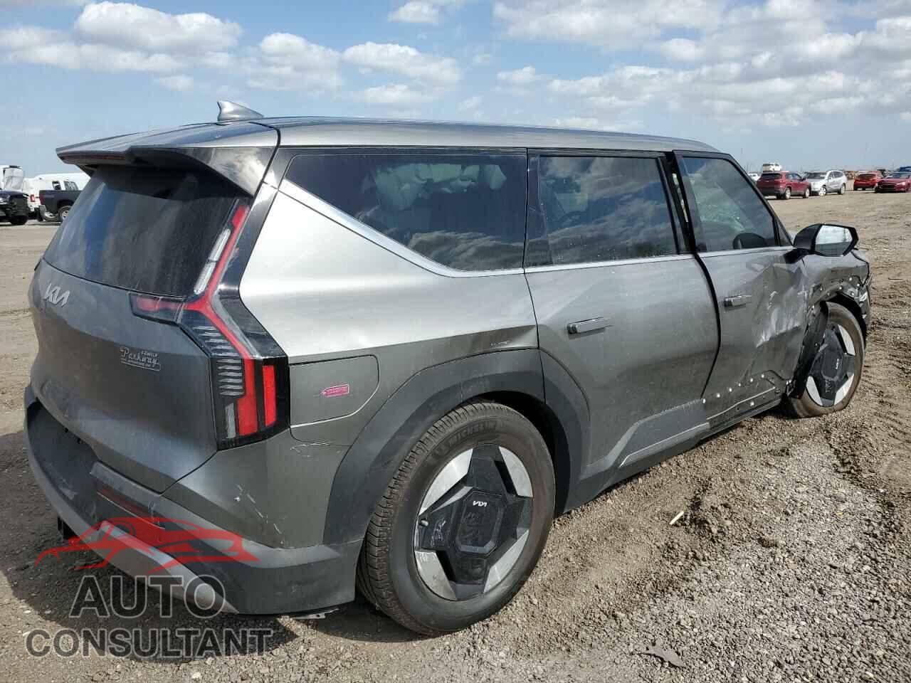 KIA EV9 LIGHT 2024 - KNDAB5S13R6030945