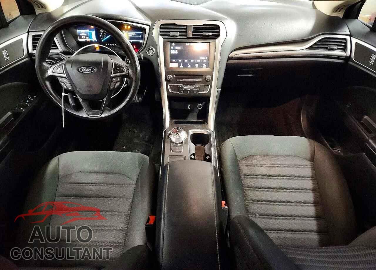 FORD FUSION 2018 - 3FA6P0HD7JR149459
