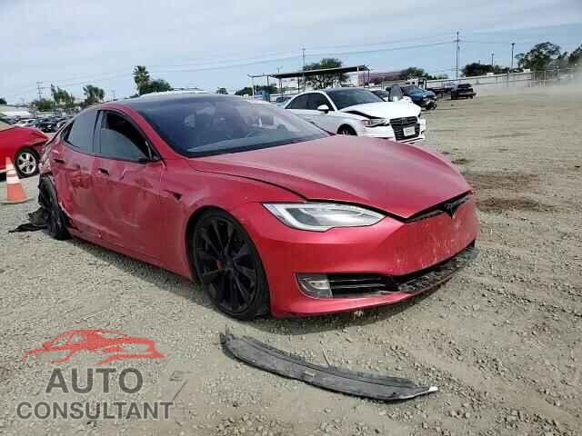 TESLA MODEL S 2018 - 5YJSA1E43JF267515