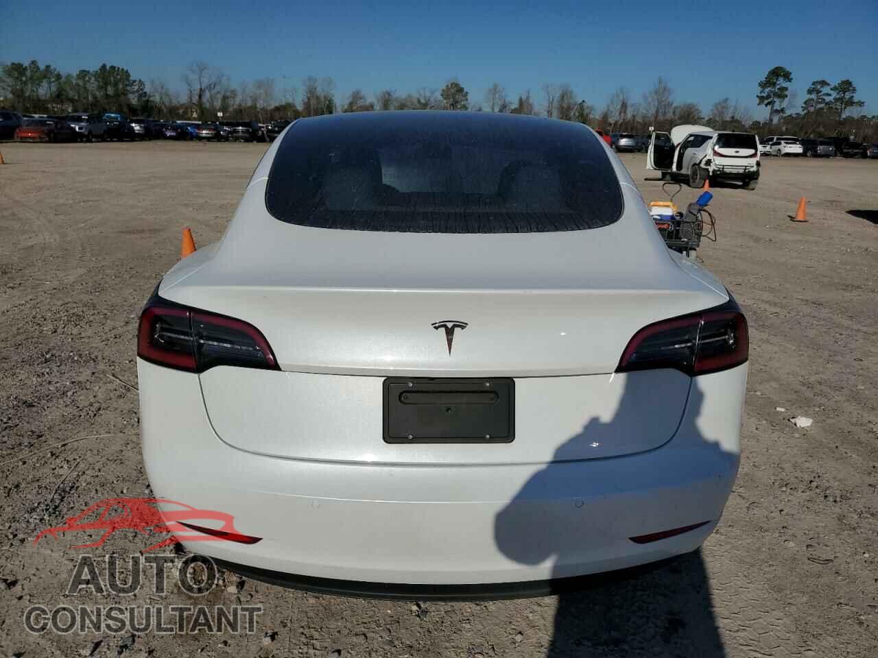 TESLA MODEL 3 2022 - 5YJ3E1EA1NF314836