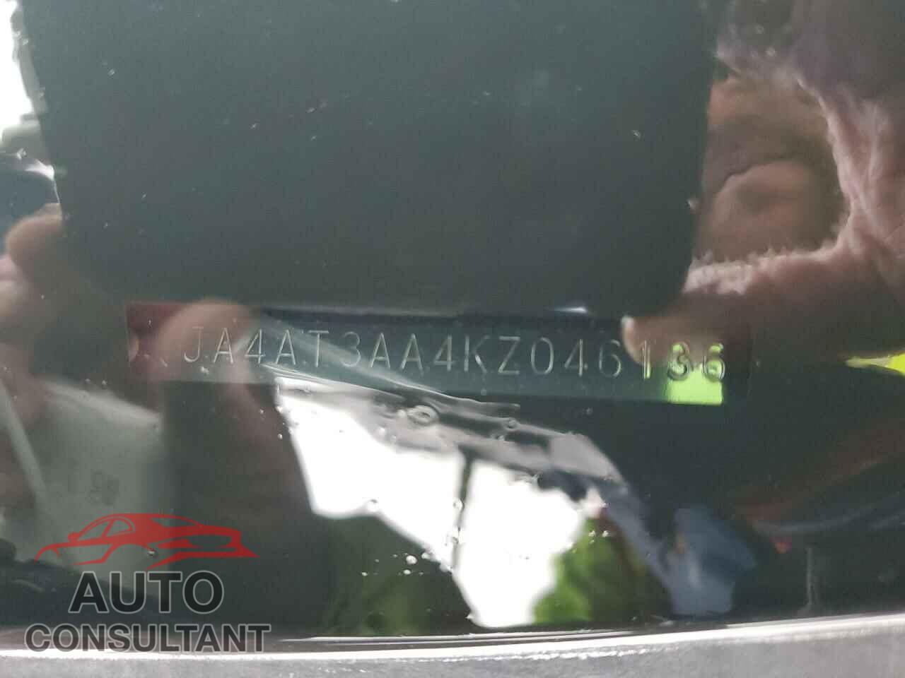MITSUBISHI ECLIPSE 2019 - JA4AT3AA4KZ046136