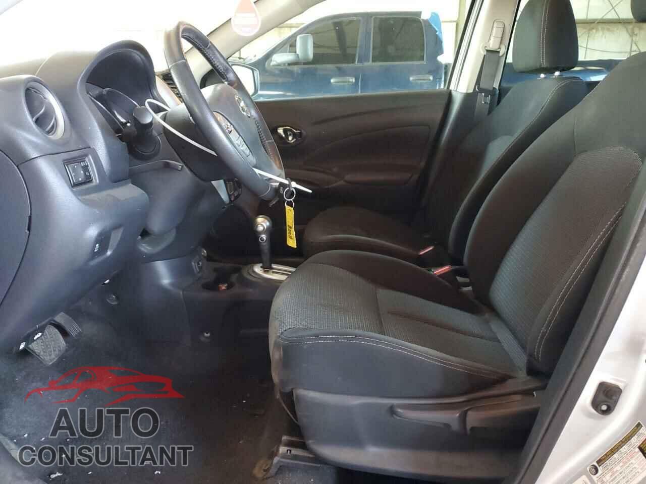 NISSAN VERSA 2017 - 3N1CN7AP1HL834038