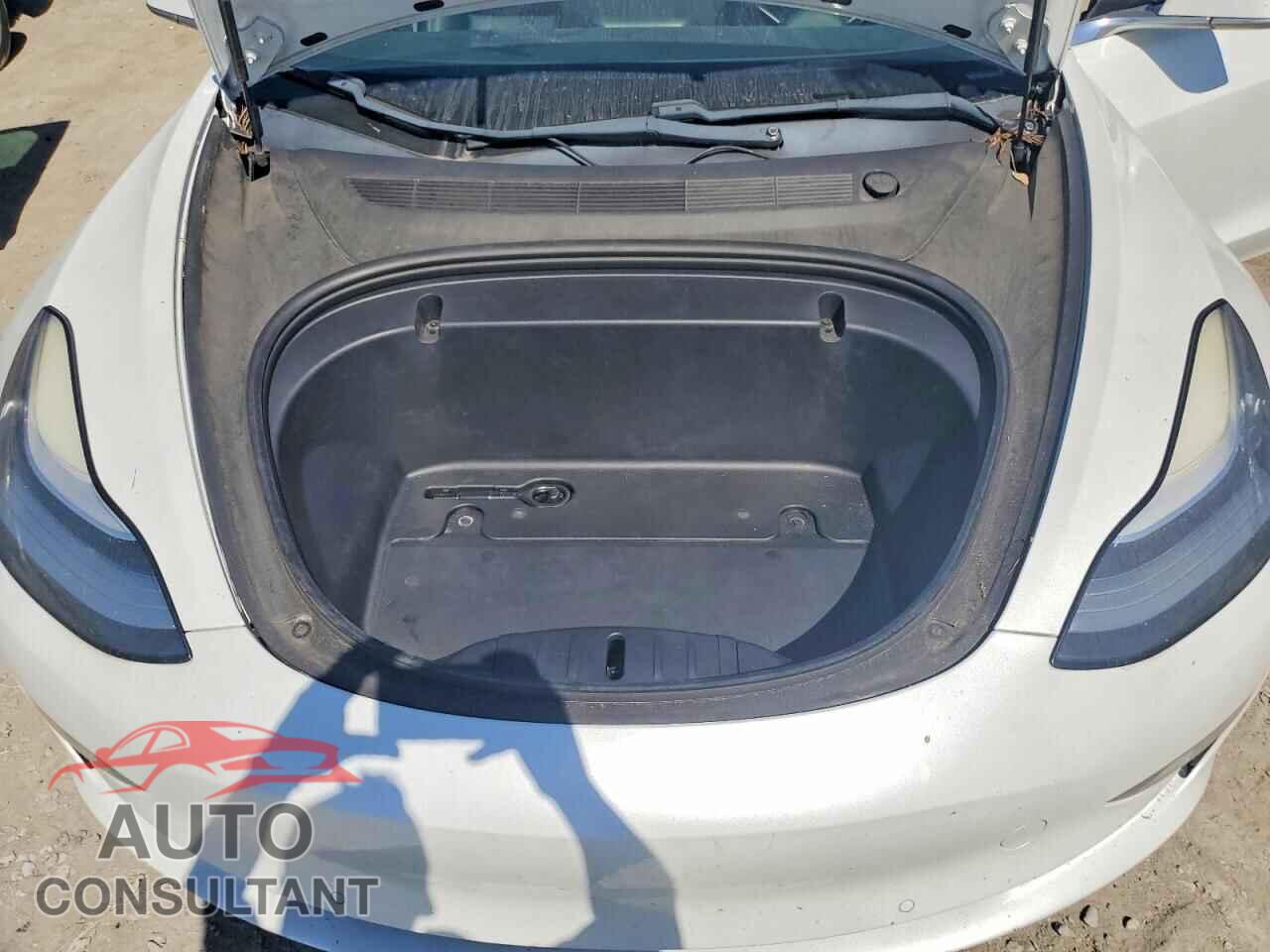 TESLA MODEL 3 2020 - 5YJ3E1EA8LF659472