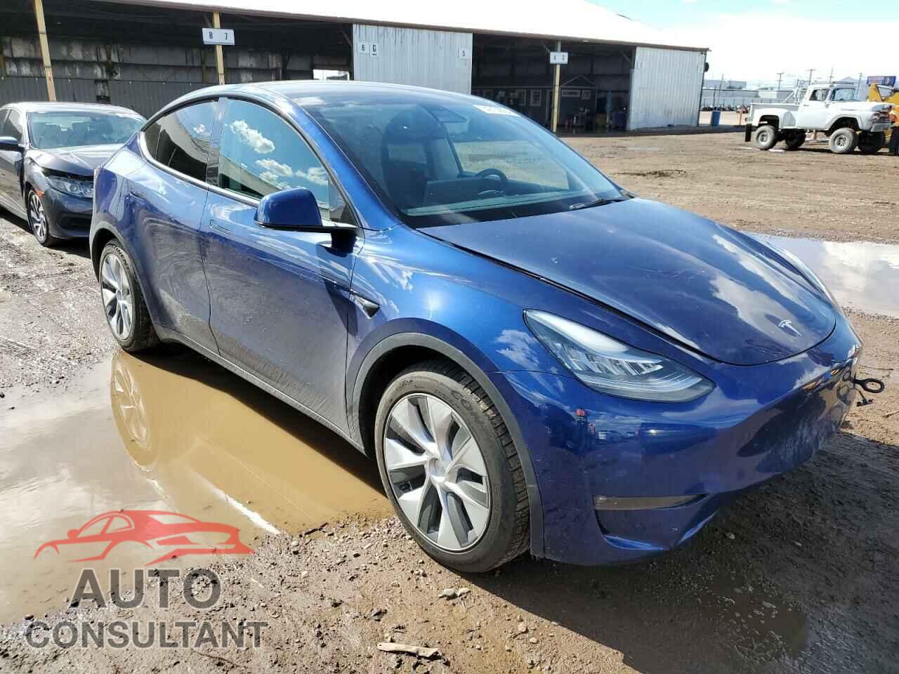 TESLA MODEL Y 2021 - 5YJYGDEE4MF101270