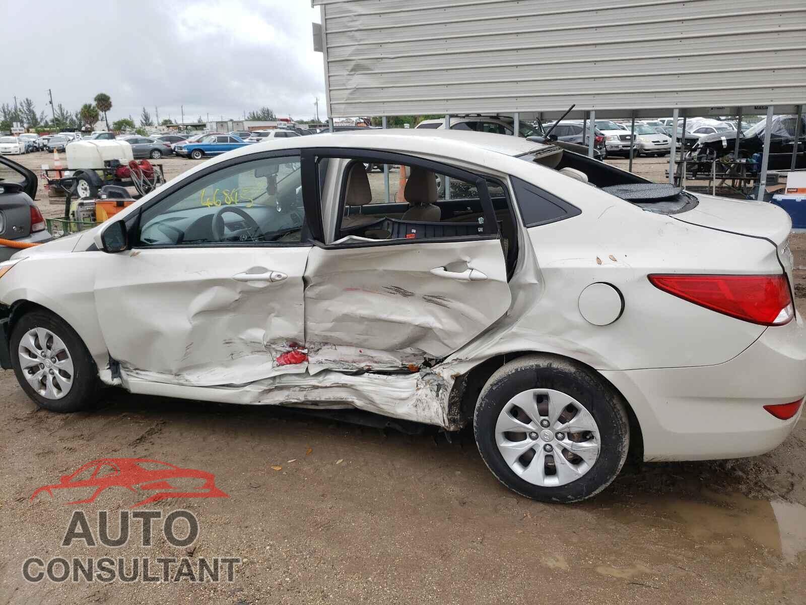 HYUNDAI ACCENT 2016 - KMHCT4AE0GU013920