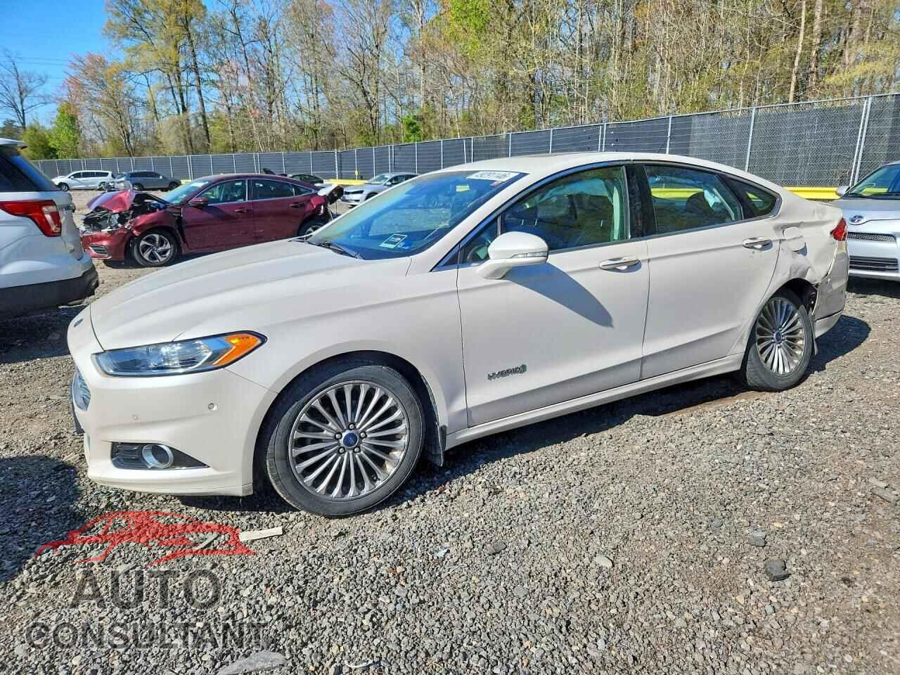 FORD FUSION 2013 - 3FA6P0RU0DR281899