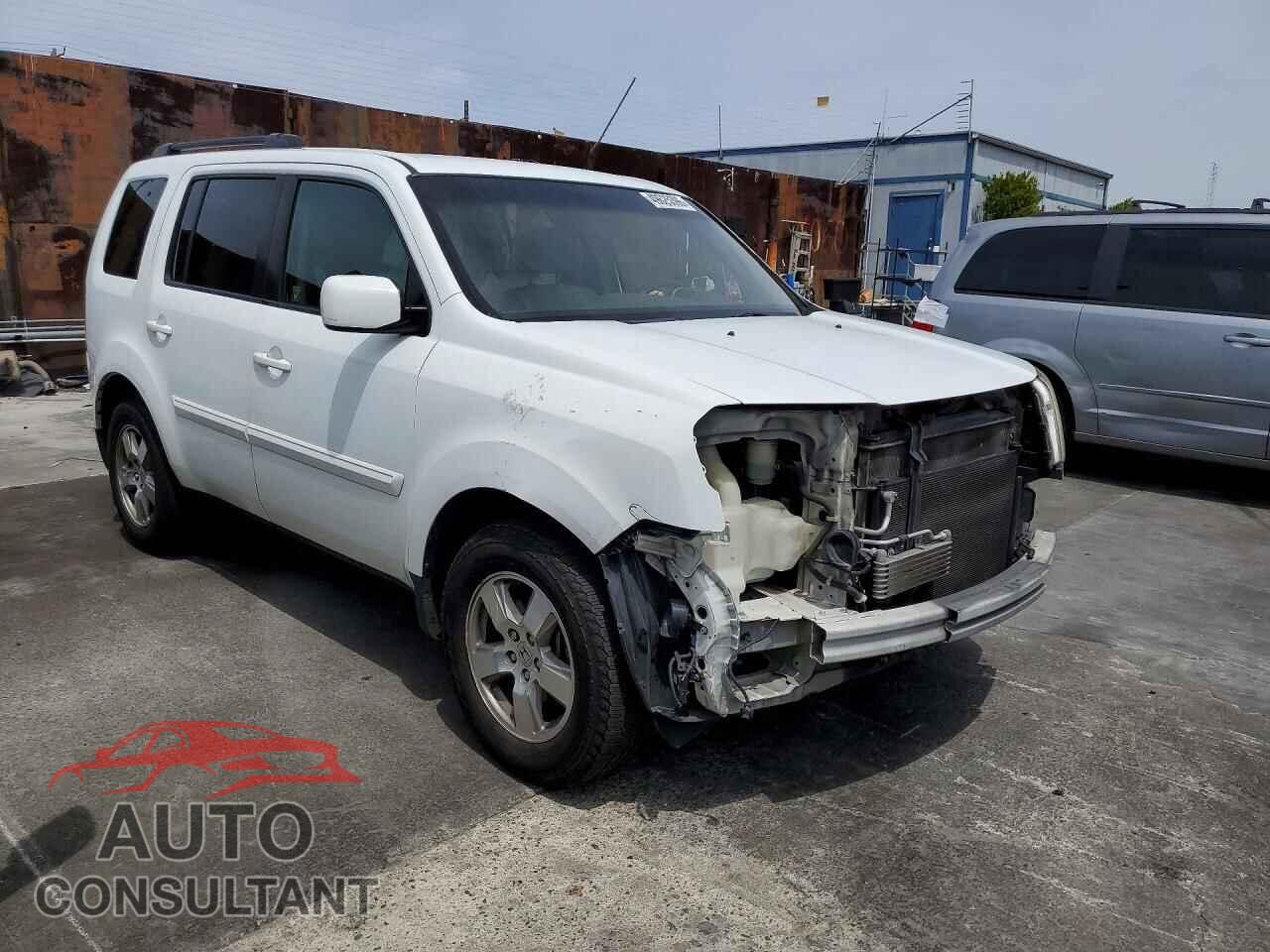 HONDA PILOT 2011 - 5FNYF3H42BB010897