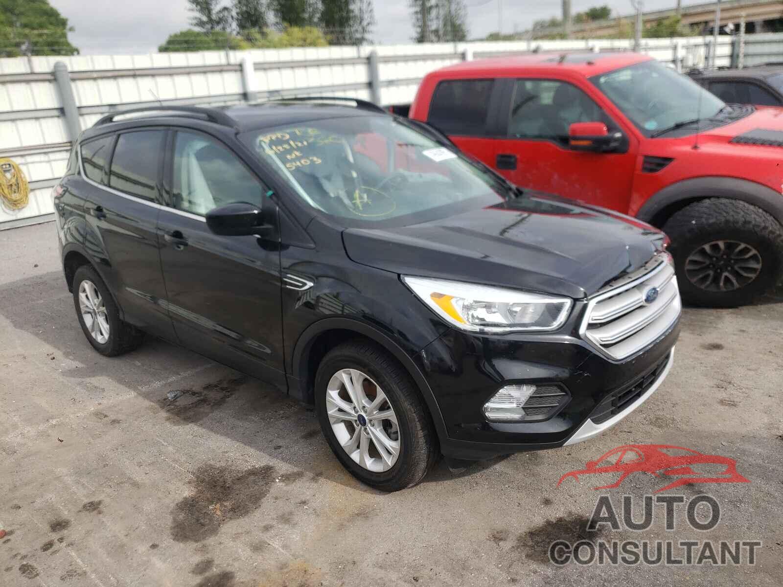 FORD ESCAPE 2018 - 1FMCU0GD8JUA35403