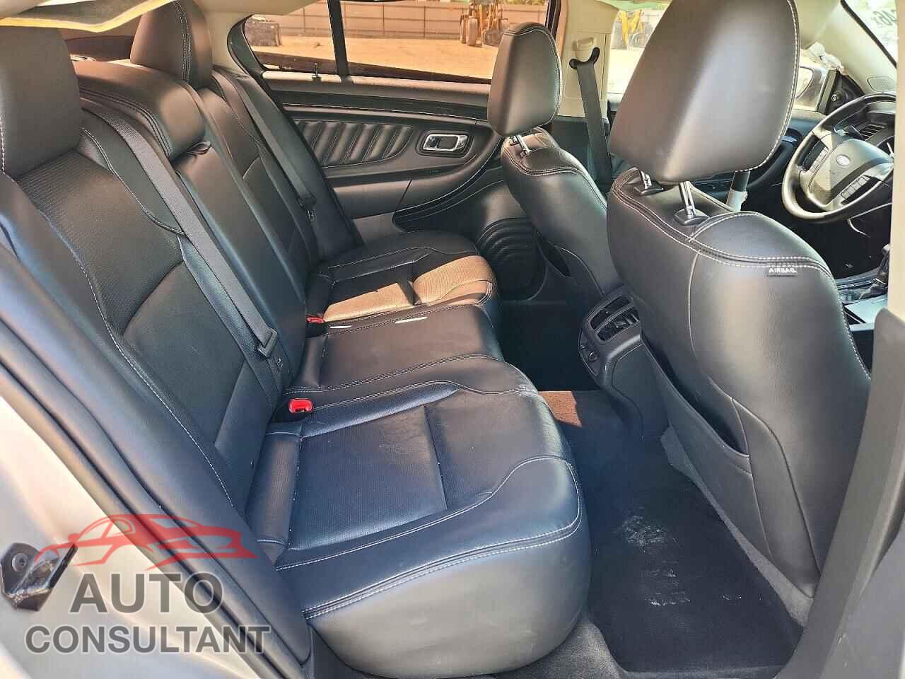 FORD TAURUS 2012 - 1FAHP2FW2CG102195