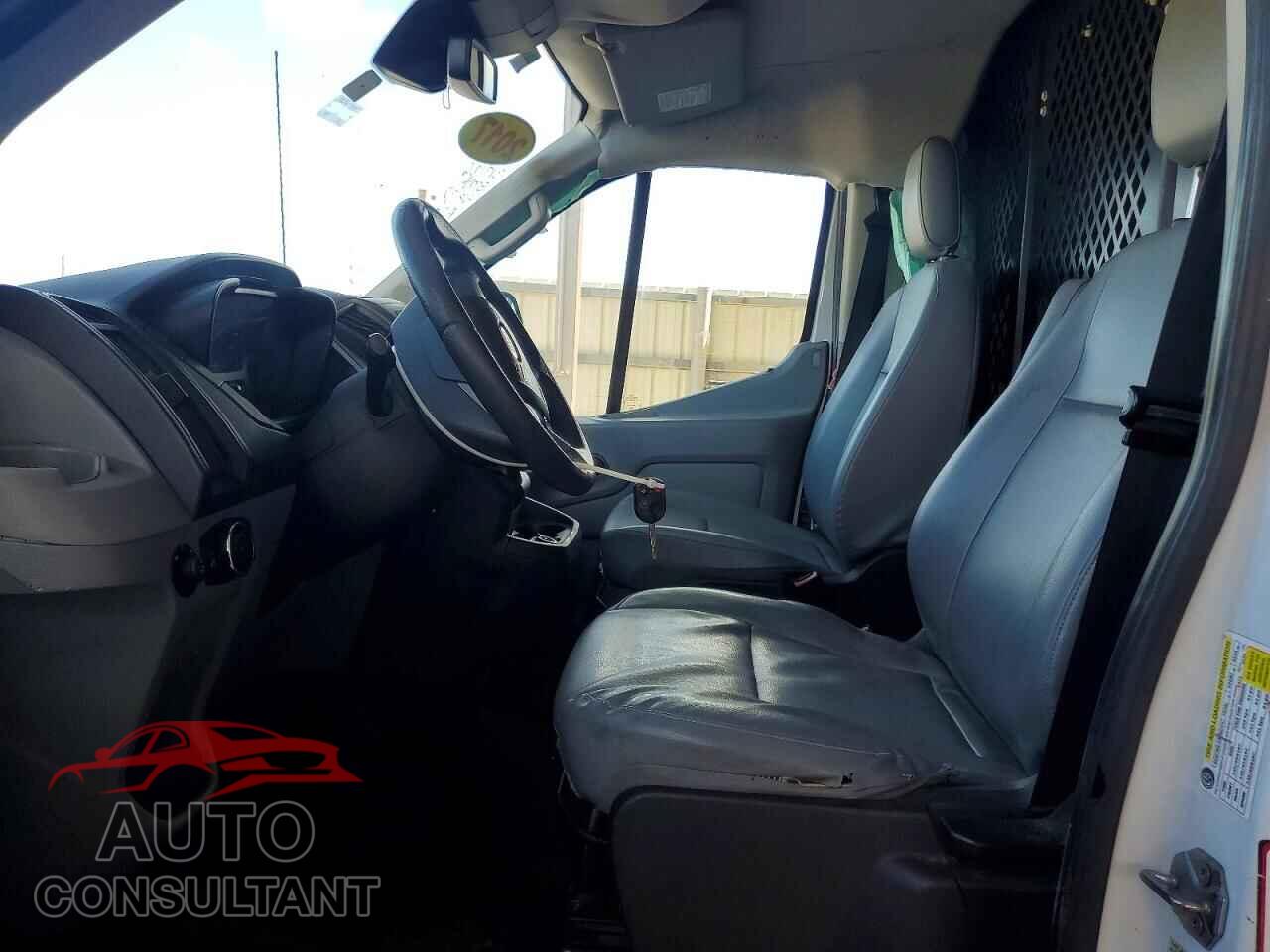 FORD TRANSIT 2017 - 1FTYE1YM2HKA68138