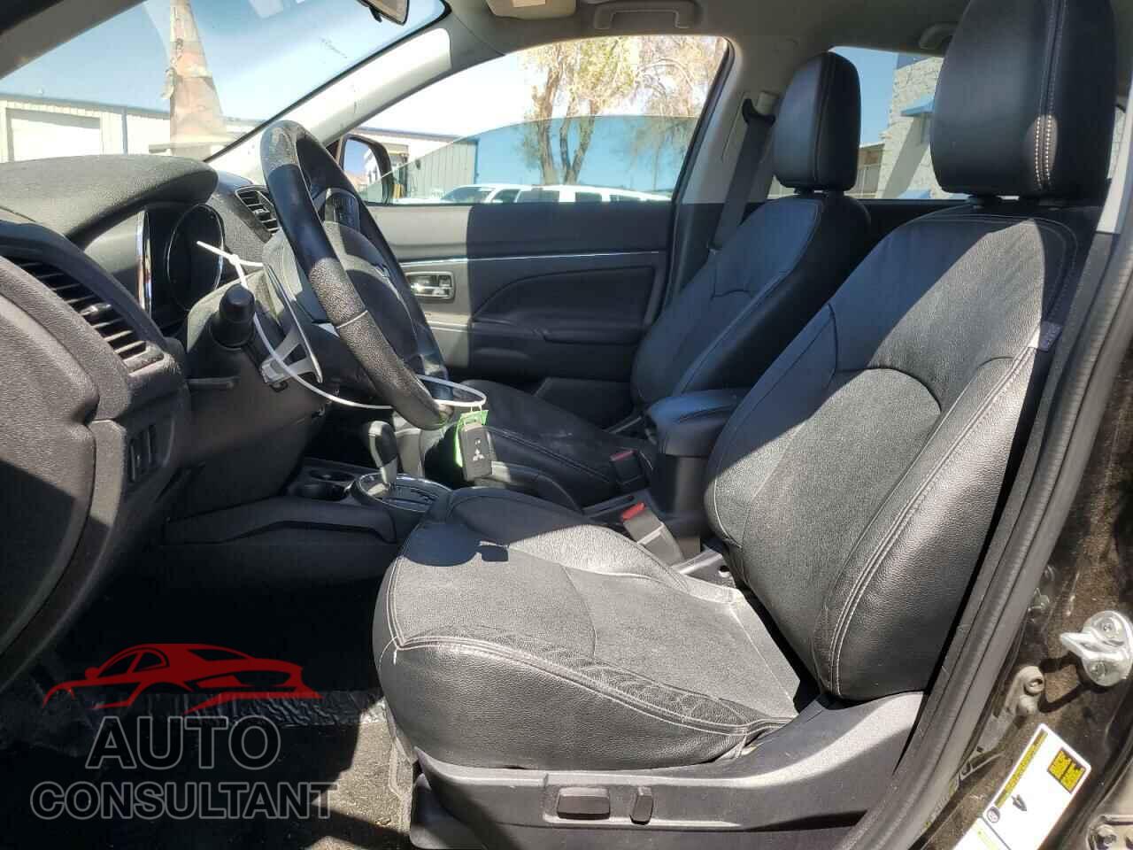 MITSUBISHI OUTLANDER 2015 - 4A4AR4AU5FE007260