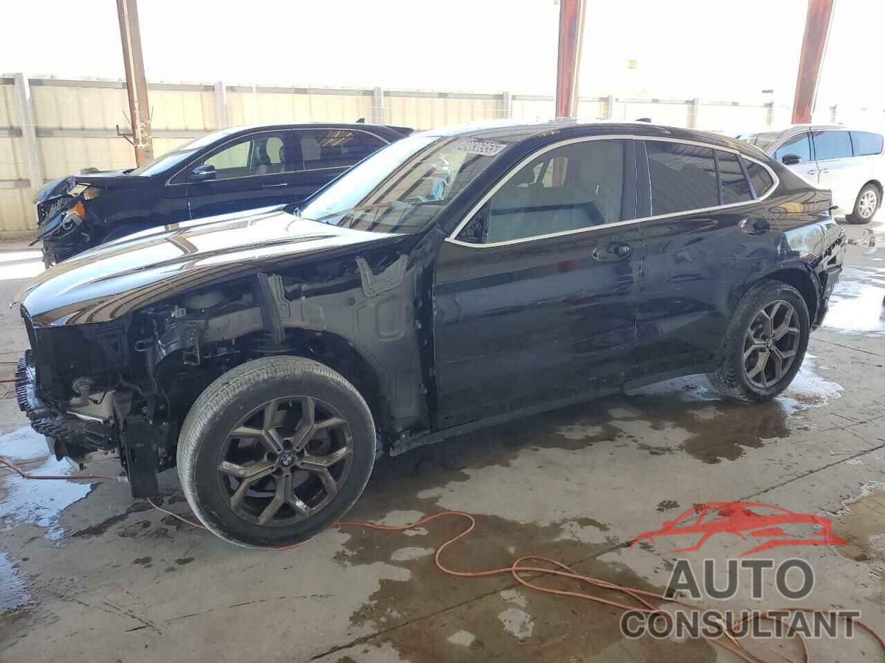 BMW X4 2024 - 5UX33DT07R9V05824